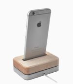 ⁦iPhone dock⁩ - الصورة ⁦4⁩
